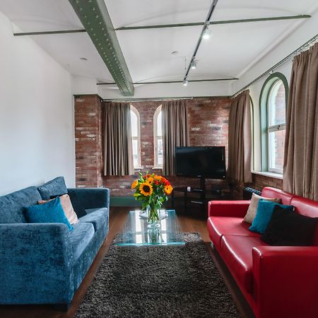 Base Serviced Apartments - Sir Thomas Street Ліверпуль Екстер'єр фото