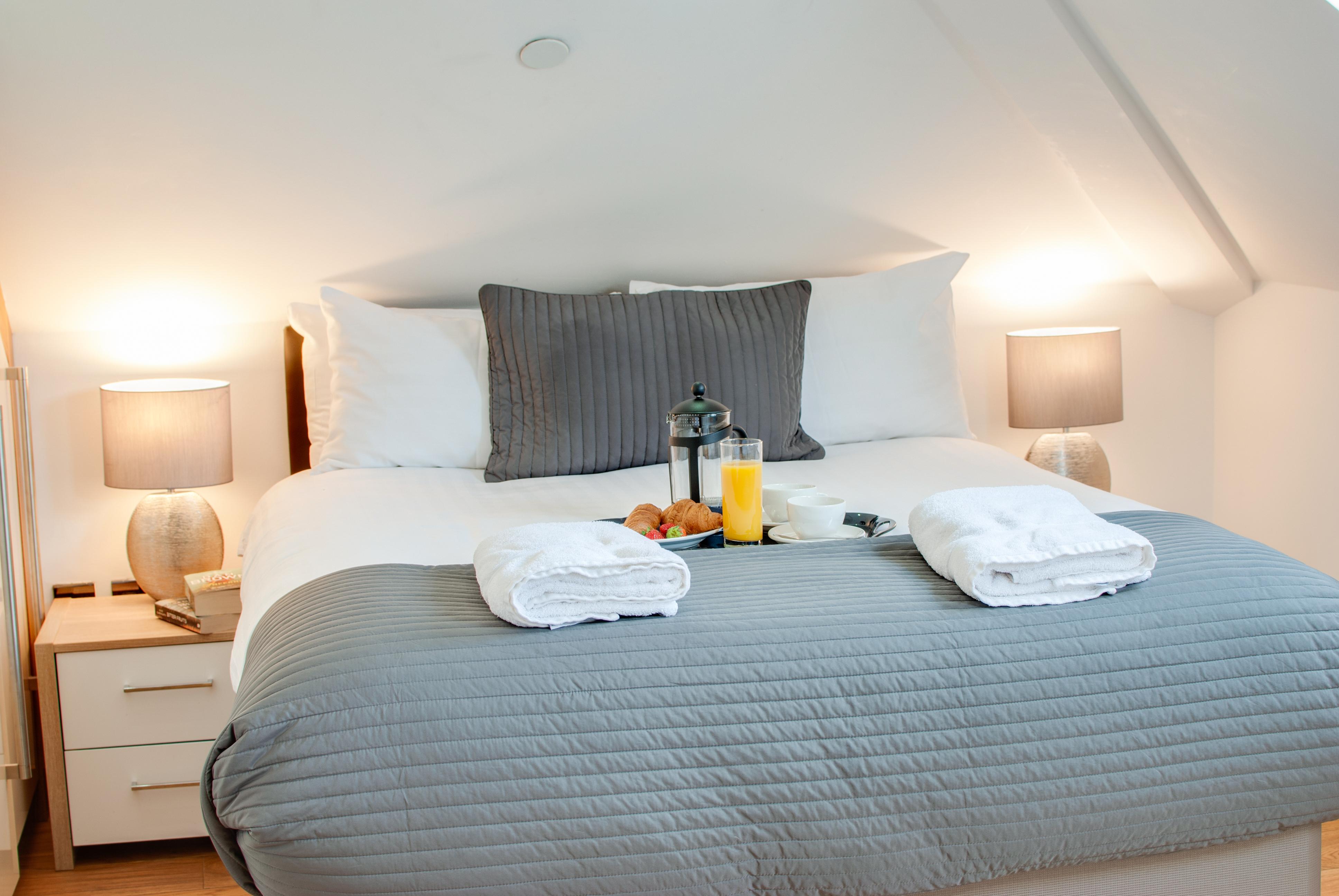 Base Serviced Apartments - Sir Thomas Street Ліверпуль Екстер'єр фото