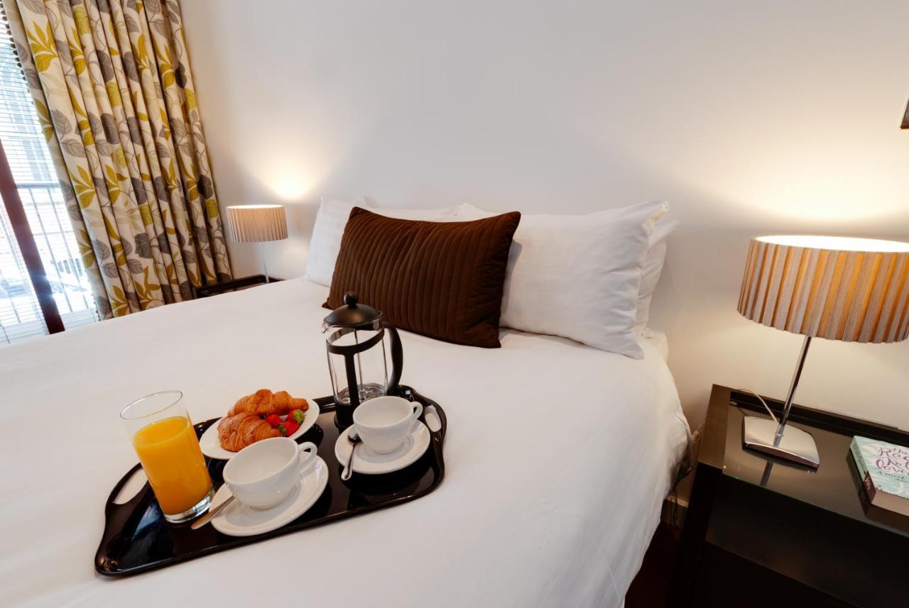 Base Serviced Apartments - Sir Thomas Street Ліверпуль Екстер'єр фото