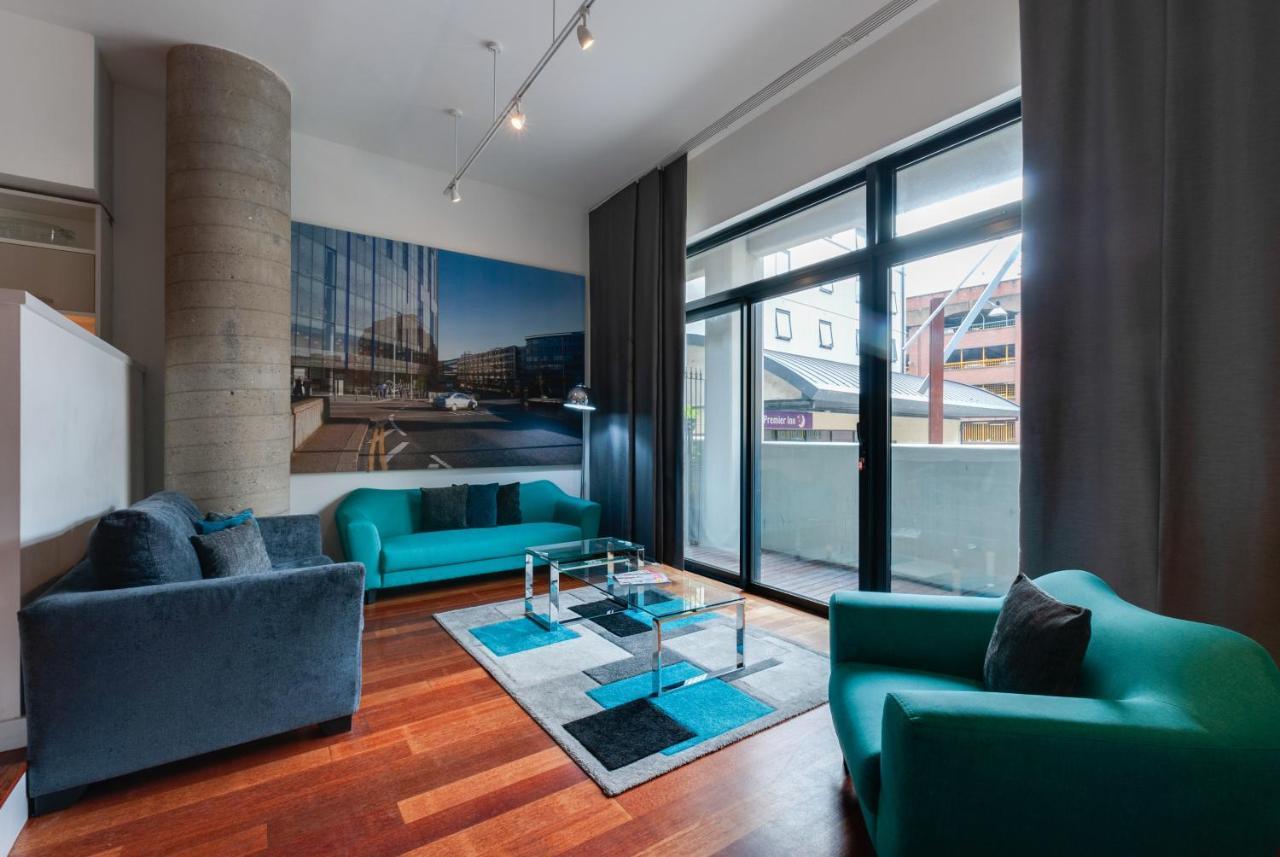 Base Serviced Apartments - Sir Thomas Street Ліверпуль Екстер'єр фото