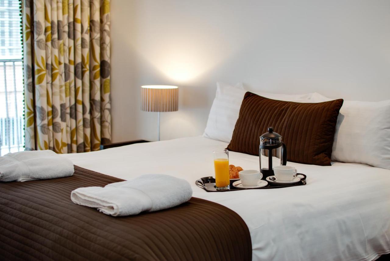 Base Serviced Apartments - Sir Thomas Street Ліверпуль Екстер'єр фото