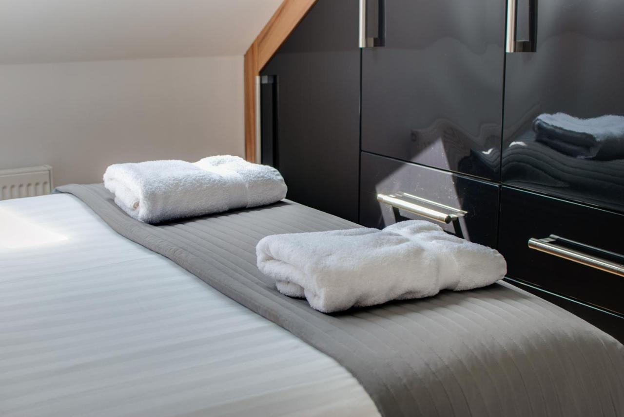 Base Serviced Apartments - Sir Thomas Street Ліверпуль Екстер'єр фото